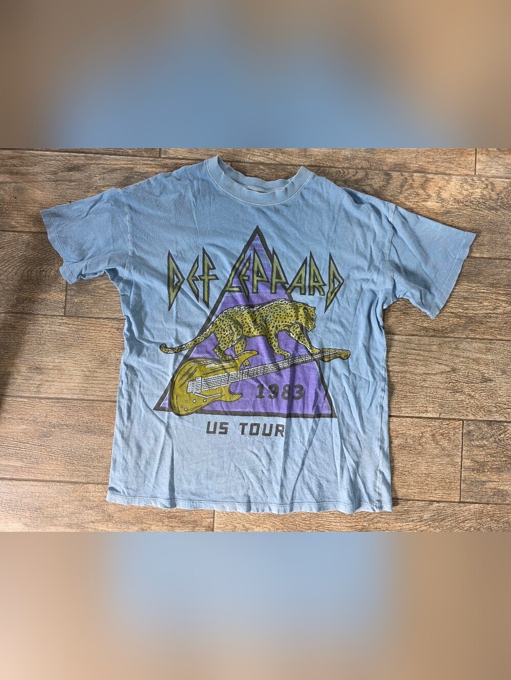 AE American Eagle Def Leppard 1983 US Tour Graphic Tee Light Blue XS SMALL
